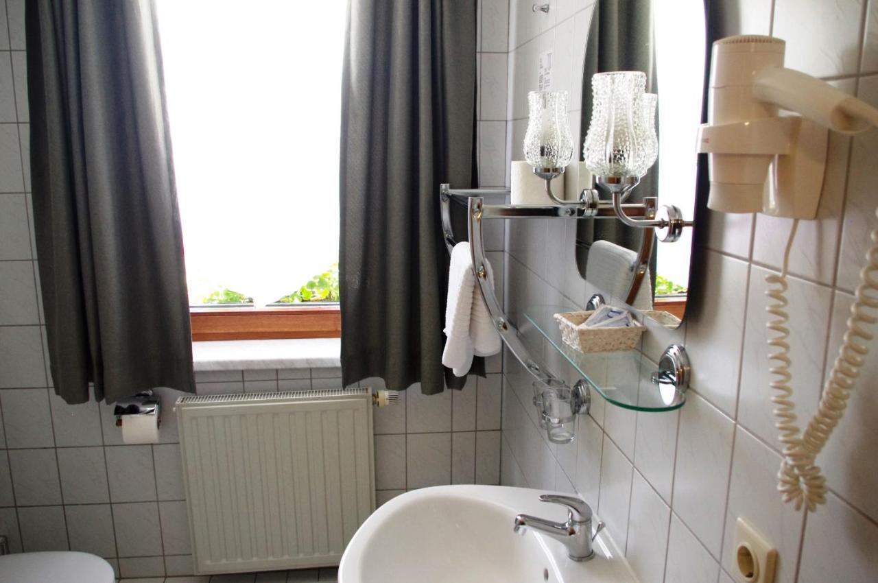 Hotel Gasthof Zum Walfisch Klingenthal Eksteriør billede
